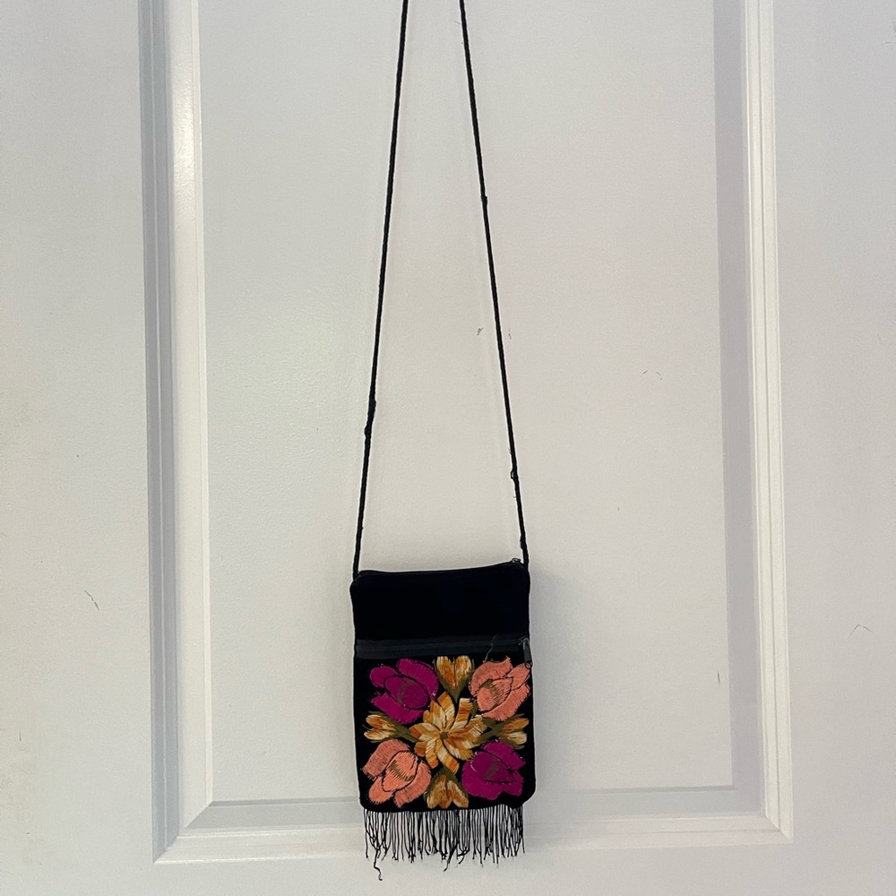 Embroidered Foral Crossbody Bag